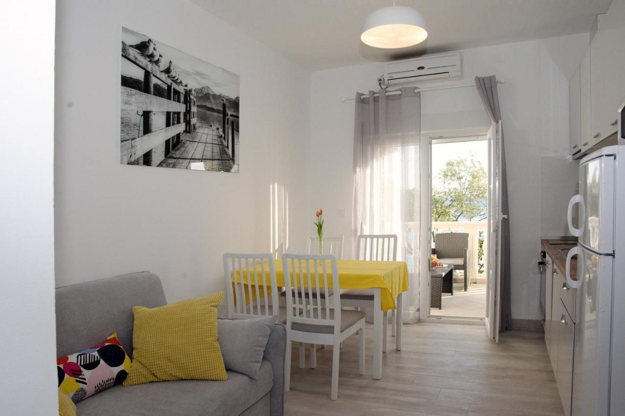 Apartments By The Sea Kozino, Zadar - 5803 ภายนอก รูปภาพ